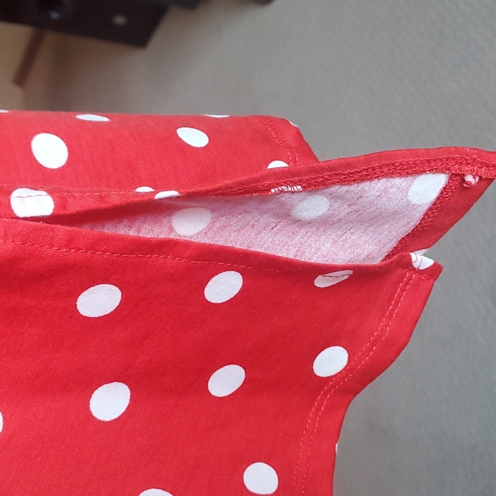 LuLaRoe Red/White T-Shirt (M) - Picture 2 of 4